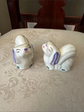 Vintage Shawnee Pottery ceramic miniature Pekingese dog pair, circa 1930-40